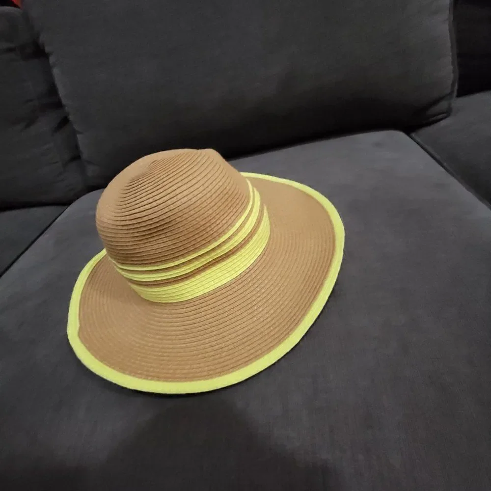 David and Young Women's Tan & Yellow Sun Protection Beach Hat Size OS - Picture 2 of 10